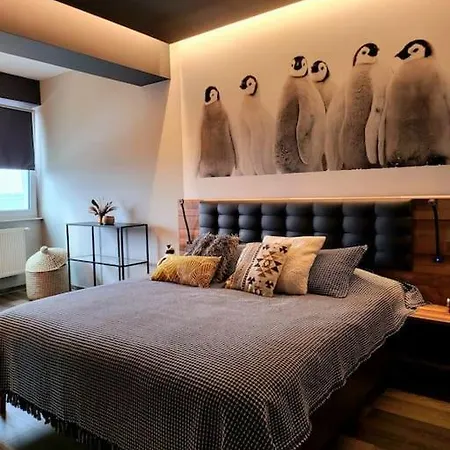 Little Amsterdam In Summerland Apartment